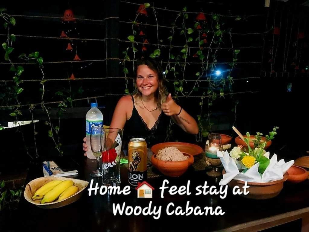 Gasthaus Woody Cabana Trincomalee Exterior foto